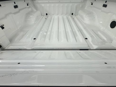 Certified 2025 Nissan Frontier SV AWD/4WD image 15