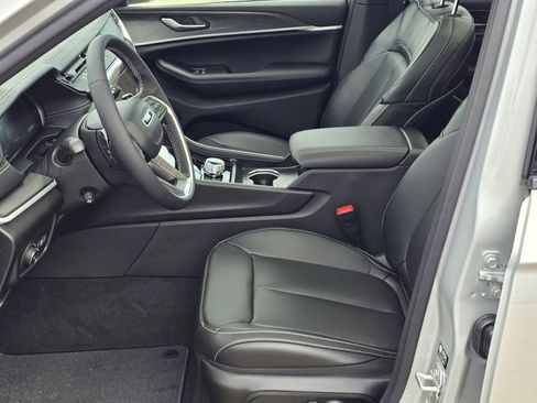 New 2026 Jeep Grand Cherokee Limited w/ Luxury Tech Group II image 15