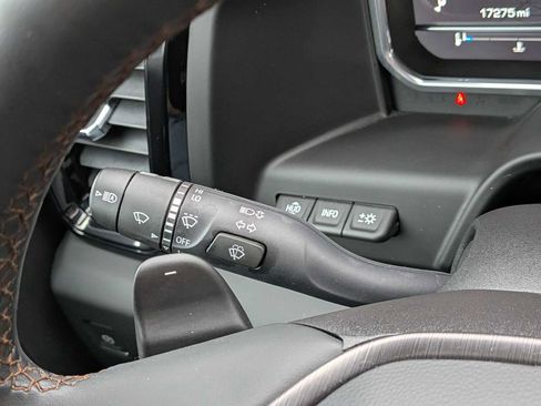 Used 2024 GMC Sierra 1500 AT4 w/ Technology Package image 28