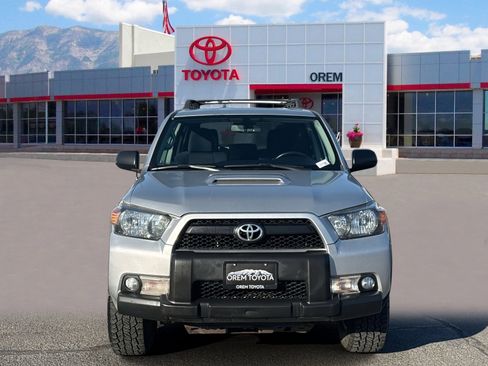 Used 2011 Toyota 4Runner Trail image 2