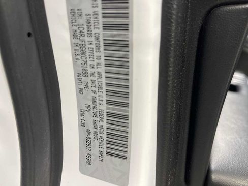 Used 2019 Jeep Grand Cherokee Limited AWD/4WD image 21