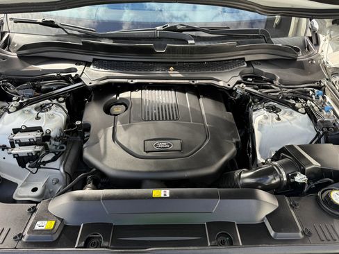 Used 2016 Land Rover Range Rover HSE image 47