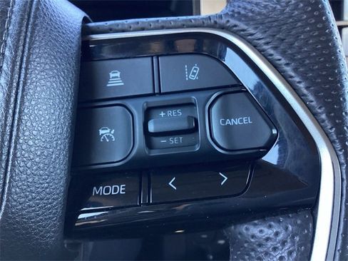 Used 2024 Toyota Tundra Limited image 19