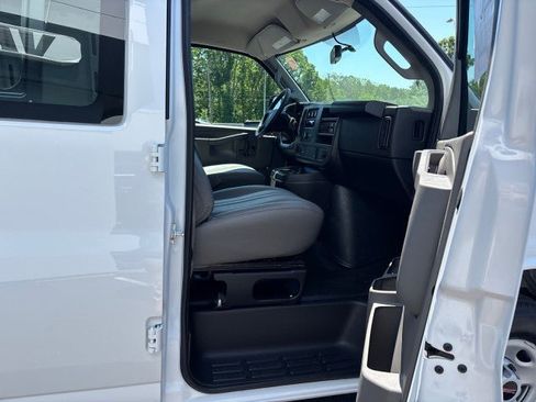 New 2026 GMC Savana 2500 w/ Driver Convenience Package RWD image 35