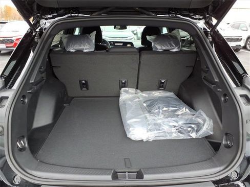 New 2026 Chevrolet Equinox EV LT image 4