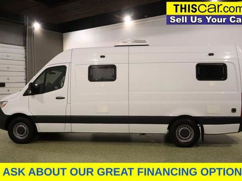Used 2020 Mercedes-Benz Sprinter 2500 image 4