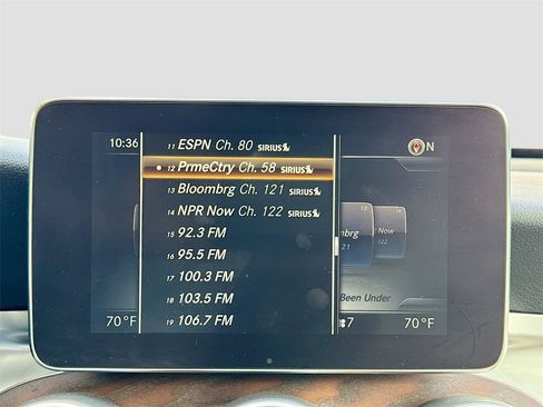 Used 2018 Mercedes-Benz GLC 300 4MATIC w/ Multimedia Package image 16