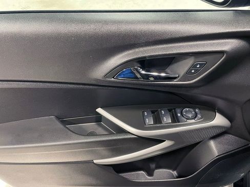 Used 2024 Chevrolet Trax LS w/ Driver Confidence Package image 18
