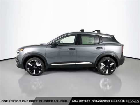 New 2026 Nissan Kicks SR w/ SR Premium Package image 8