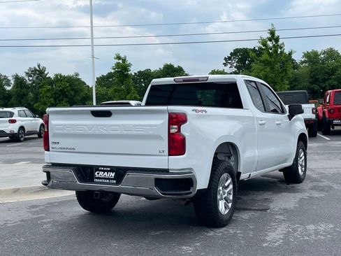 Used 2023 Chevrolet Silverado 1500 LT AWD/4WD image 7