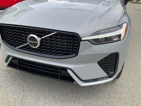 Used 2024 Volvo XC60 B5 Plus w/ Protection Package Premier AWD/4WD image 27