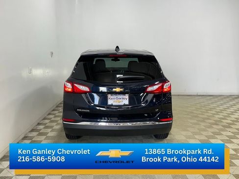 Used 2020 Chevrolet Equinox LT w/ Driver Convenience Package image 5