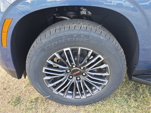 New 2026 GMC Yukon XL Elevation image 9