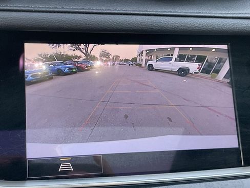 Used 2023 Cadillac XT5 Premium Luxury image 18