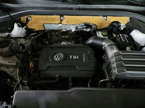 Used 2021 Volkswagen Atlas Cross Sport S image 25