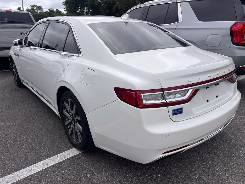 Used 2020 Lincoln Continental AWD image 3