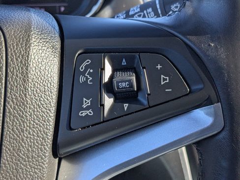 Used 2019 Chevrolet Trax LT w/ LT Convenience Package image 25