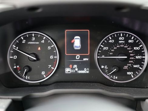 Certified 2024 Subaru Crosstrek 2.0i Premium AWD/4WD image 19