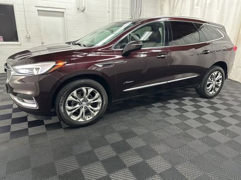 Used 2021 Buick Enclave Avenir w/ Avenir Technology Package image 5