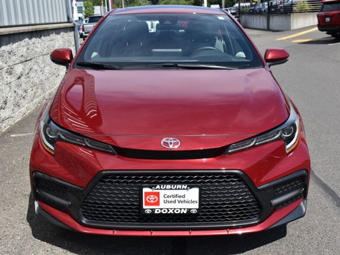 Used 2022 Toyota Corolla SE w/ SE Premium Package FWD image 2