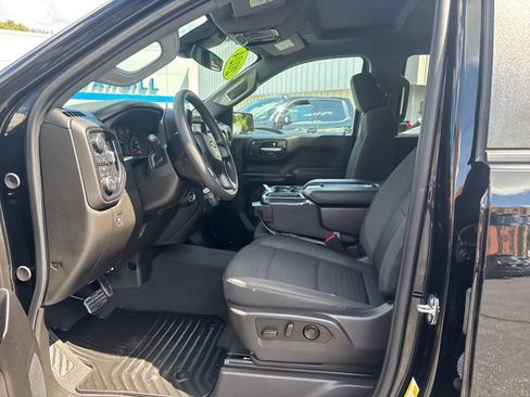 Used 2024 Chevrolet Silverado 1500 Custom w/ Turbomax Blackout Package AWD/4WD image 11