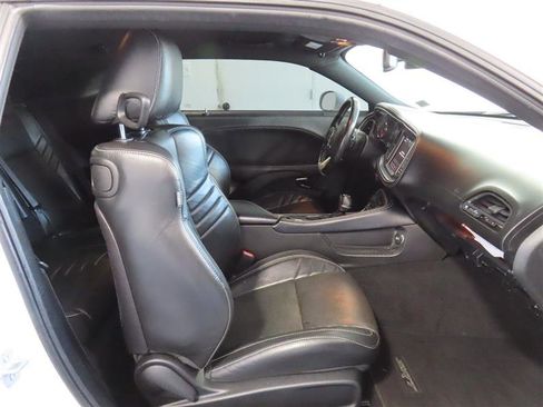 Used 2022 Dodge Challenger SRT Hellcat w/ Plus Package image 31