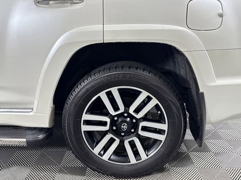 Used 2016 Toyota 4Runner Limited image 10
