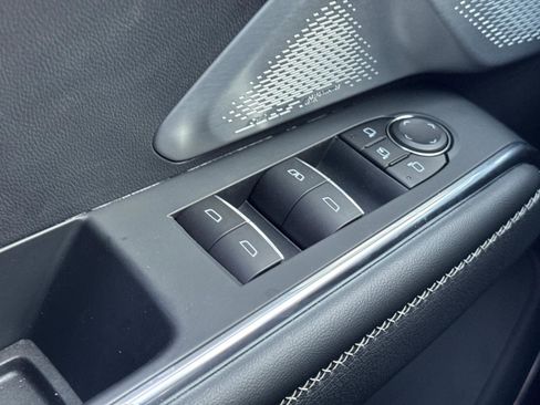 New 2025 GMC Acadia Denali w/ Super Cruise Package image 24