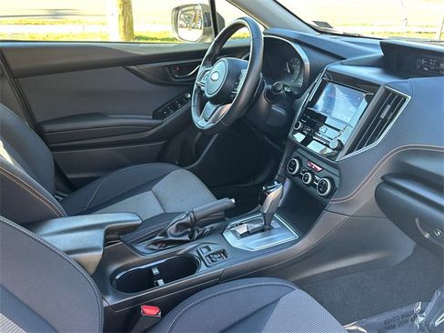 Used 2021 Subaru Crosstrek 2.0i Premium w/ Moonroof Package image 10