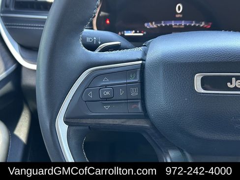 Used 2023 Jeep Grand Cherokee L Limited image 14