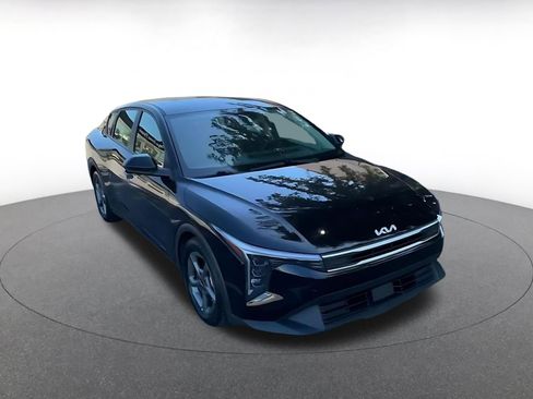 Used 2025 Kia K4 LXS image 3