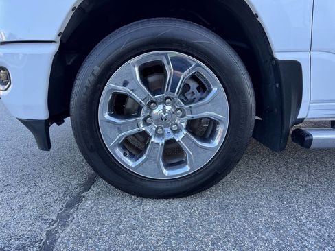 Used 2021 RAM 1500 Big Horn image 4