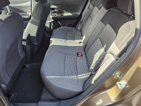 New 2026 Nissan Kicks SV w/ SV Premium Package image 5