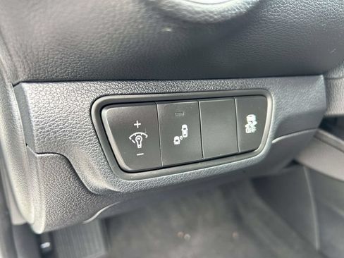 Used 2024 Kia Forte LXS w/ LXS Technology Package FWD image 15