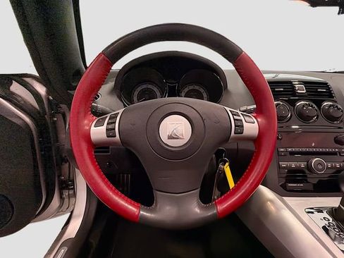 Used 2007 Saturn Sky Red Line image 9