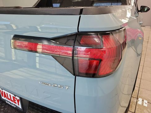 Used 2023 Hyundai Santa Cruz SEL Premium image 7