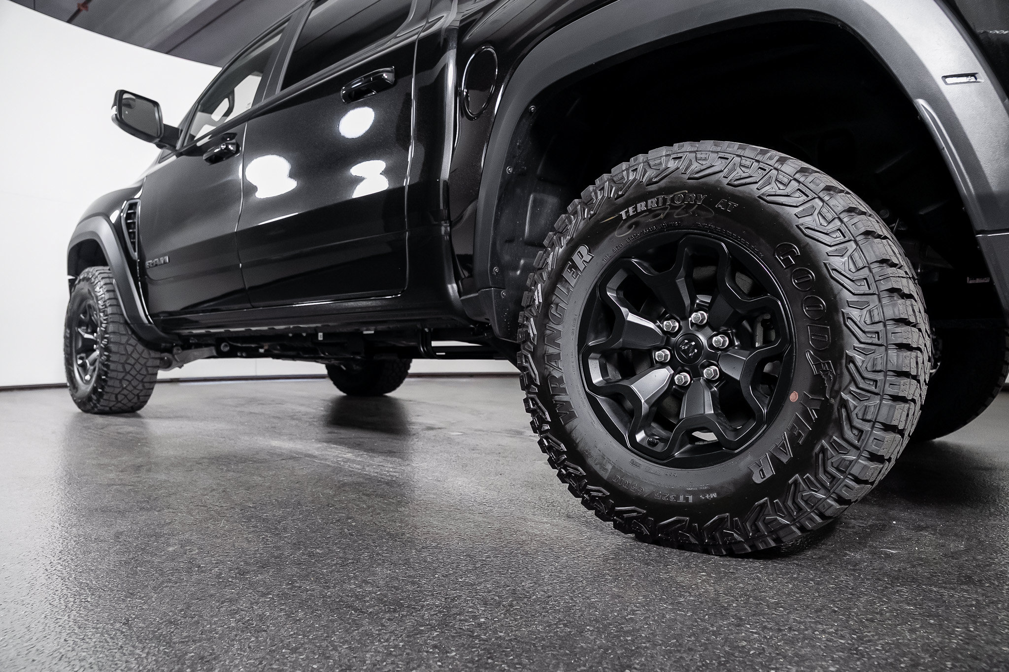 Used 2027 RAM 1500 TRX SRT AWD/4WD image 19