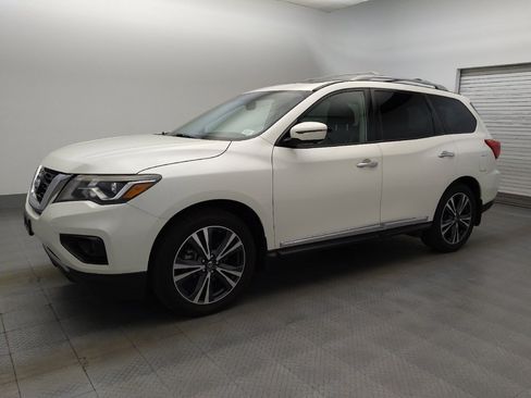Used 2020 Nissan Pathfinder Platinum w/ Cargo Package AWD/4WD image 2