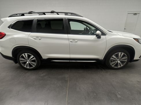 Used 2022 Subaru Ascent Limited w/ Technology Package AWD/4WD image 11