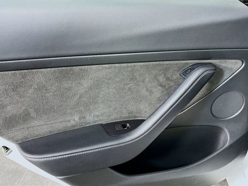 Used 2023 Tesla Model 3 Standard Range RWD image 27