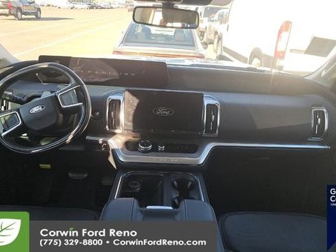 Used 2025 Ford Expedition Max Platinum AWD/4WD image 15