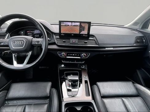 Used 2023 Audi Q5 2.0T Premium Plus w/ Premium Plus Package AWD/4WD image 15