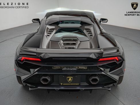 Used 2023 Lamborghini Huracan Tecnica image 15