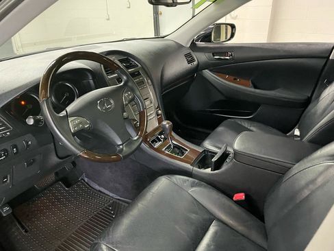 Used 2011 Lexus ES 350 FWD image 17