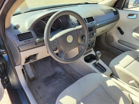 Used 2005 Chevrolet Cobalt Sedan image 3