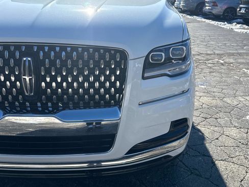 Used 2023 Lincoln Navigator L Black Label image 9