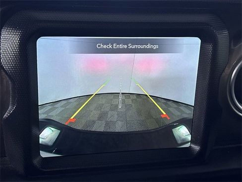 Used 2023 Jeep Gladiator Overland image 15