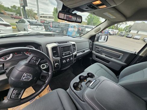 Used 2016 RAM 1500 Classic SLT RWD image 20