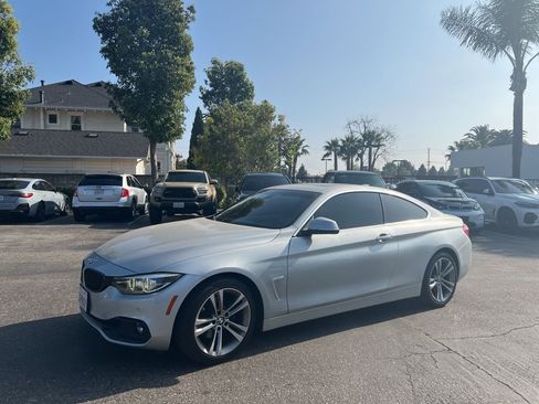 Used 2019 BMW 430i Coupe w/ Convenience Package image 3