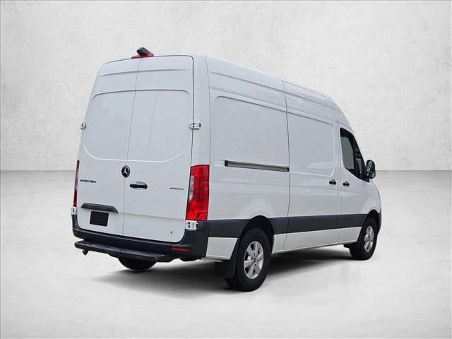 Used 2023 Mercedes-Benz Sprinter 2500 image 3